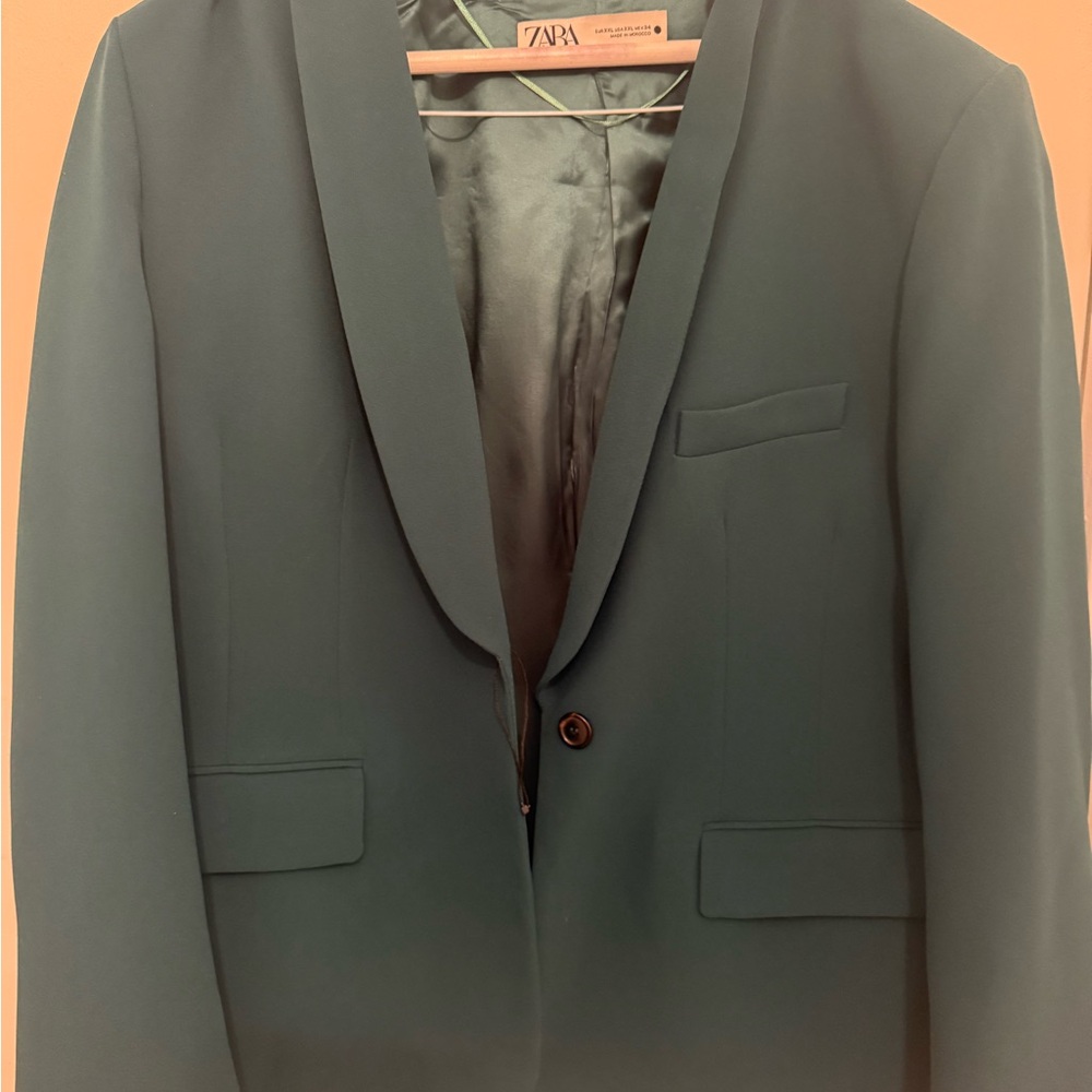 Zara Green Sport Coat with Shawl Collar and Structured Shoulders